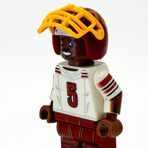 #5 QB Jayden Washington Football Player Minifig  - B3 Customs - Image 2