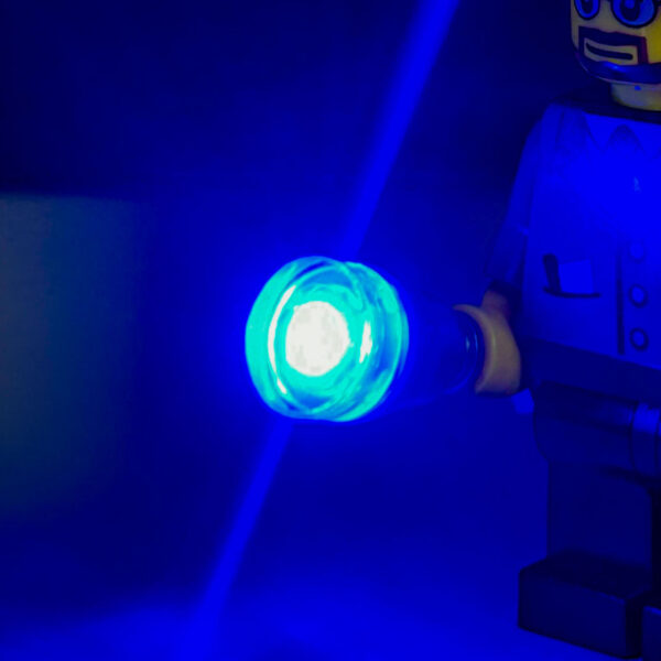 Light-Up Flashlight / Marshalling Baton (Blue) for Minifig USB - Image 2