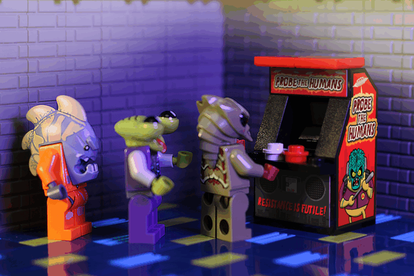 Probe the Humans - B3 Customs Arcade Machine - Image 2