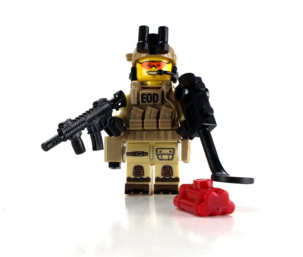 EOD Explosive Ordnance Disposal Specialist Minifig