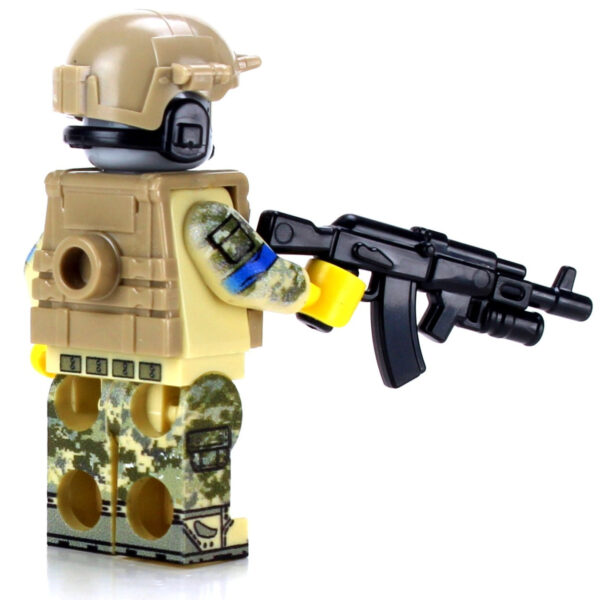 Ukrainian Army Soldier Minifig made with LEGO parts - Image 2