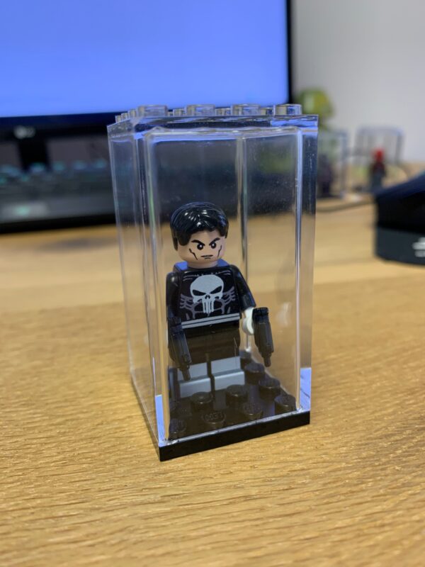 LEGO Minifigure Display Case (Small, 4x4) - Image 2