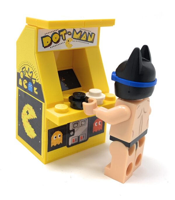 VAULTED!! EXCLUSIVE B3 Customs Dot-Man Arcade Machine - Image 4