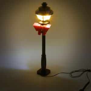 Christmas Light-Up USB Lamp Post (Yellow Light)