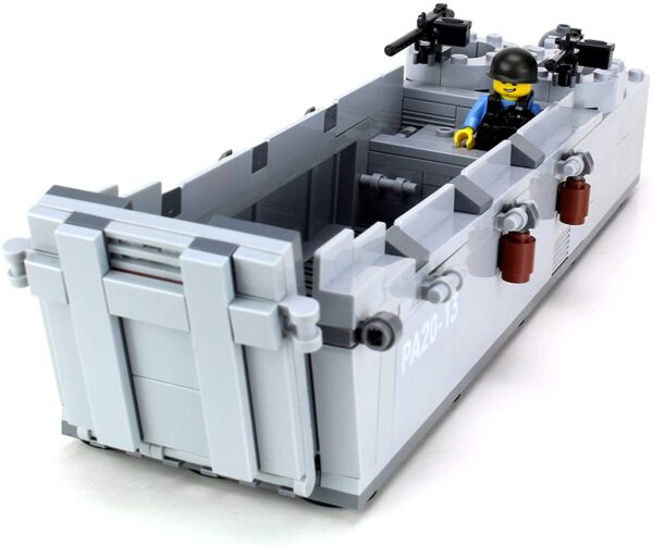WW2 Landing Craft Higgins Boat made with LEGO parts - Image 2