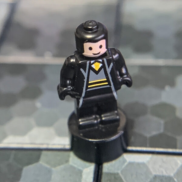 Hufflepuff Student (Nano, Light Face) - LEGO Harry Potter Minifigure (2018)
