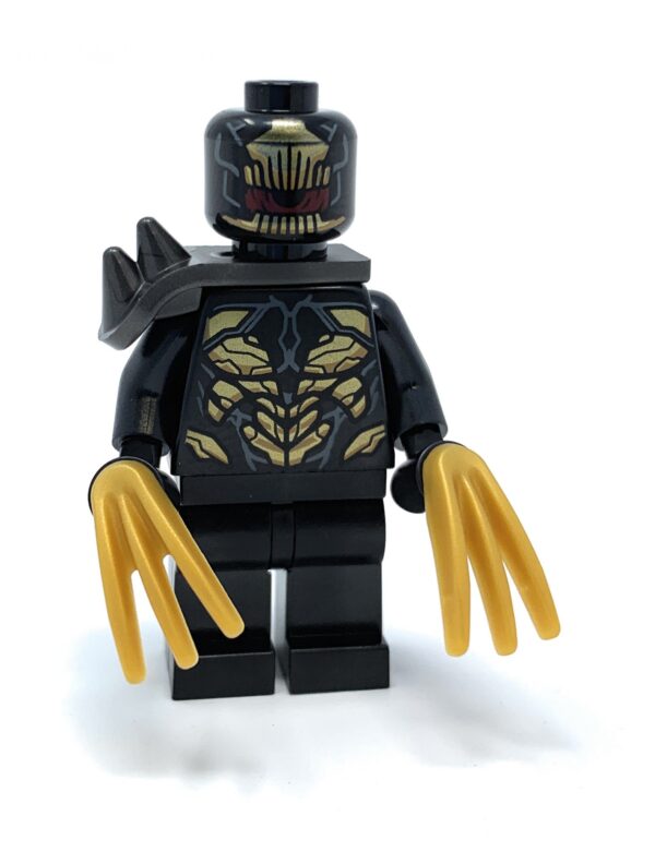 Outrider (Shoulder Armor) - LEGO Marvel Avengers: Endgame Minifigure (2019)
