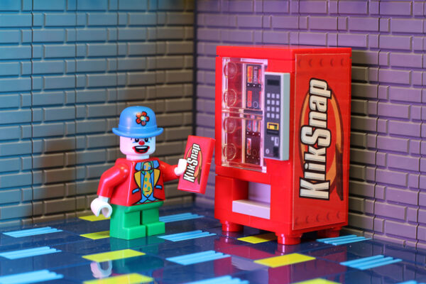Klik Snap - B3 Customs® Candy Vending Machine - Image 3