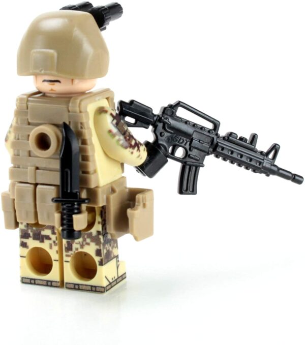 Marine Corps Infantry Desert MARPAT Soldier Minifig made with LEGO parts - Image 3