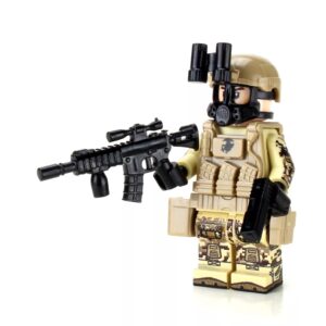 Marine Corps Desert MARPAT Chemical Warfare Soldier - Custom Military Minifig