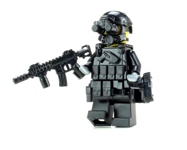 SWAT Police Officer Assaulter - Custom Military Minifig - Image 2