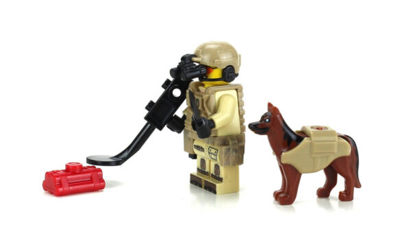EOD Explosive Ordnance Disposal Specialist made withe LEGO parts - Image 2
