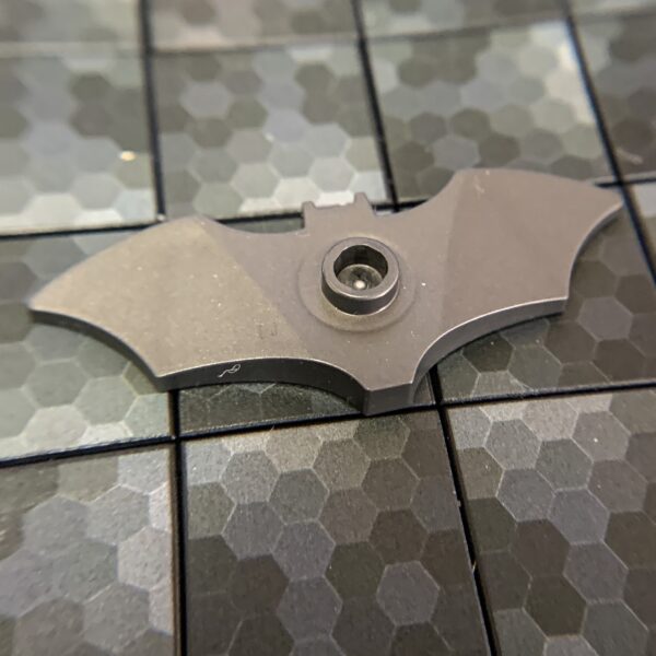 Batarang (Wide) - Official LEGO® Part - Image 2