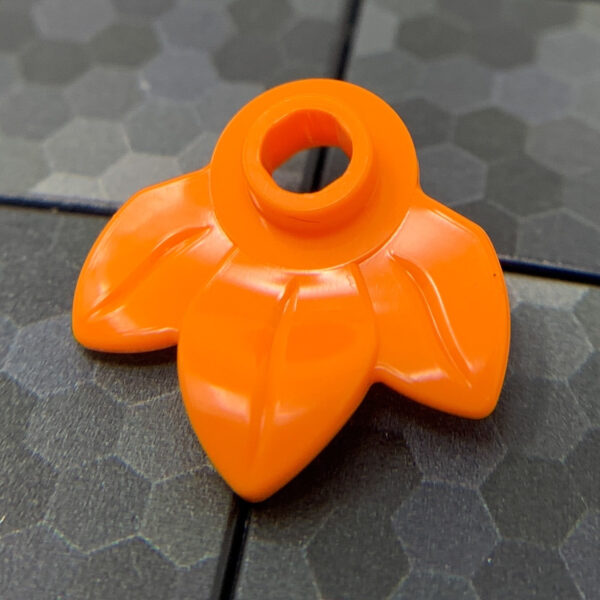 Plant Plate, Round 1 x 1 with 3 Leaves - Official LEGO® Part - Image 2
