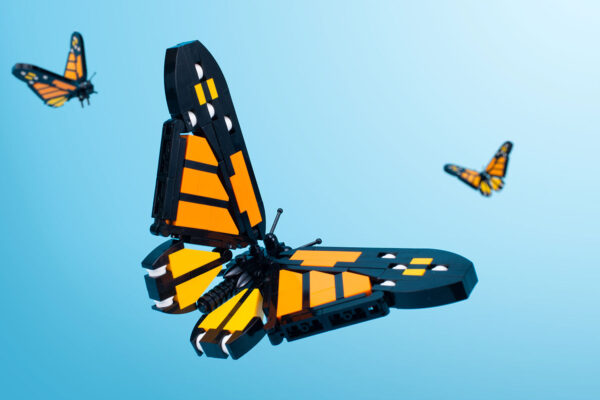 Monarch Butterfly - B3 Customs Building Set made using LEGO parts - Image 2